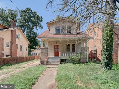 2824 Myrtle Ave Ne, WASHINGTON, DC, 20018-2632 | Card Image