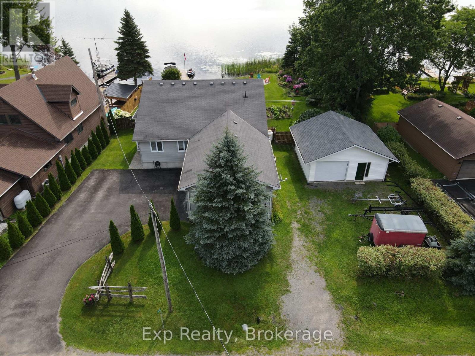 Residential in Stone Mills (Stone Mills)