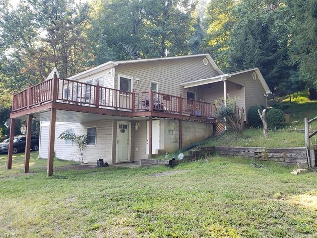 1695 Elk Spur Rd, House other with 3 bedrooms, 2 bathrooms and null parking in Fancy Gap VA | Image 22
