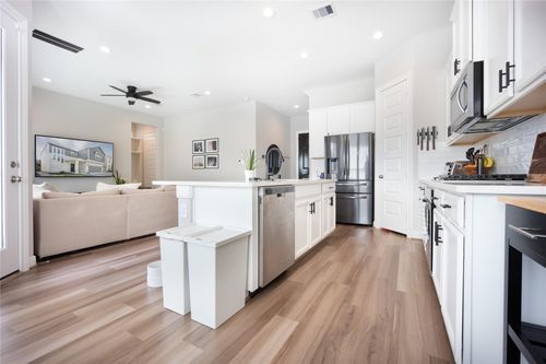 9907 Prairie Silo Ln, Houston, TX, 77080-1121 | Card Image