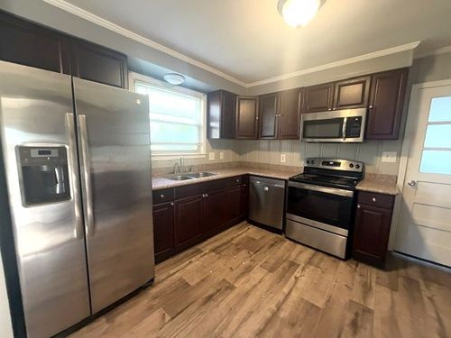 204 Yorktown Rd, Clarksville, TN, 37042-3631 | Card Image