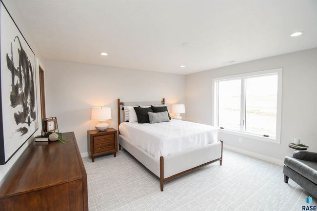 6504 E Hawker Trl, House other with 5 bedrooms, 4 bathrooms and null parking in Sioux Falls SD | Image 70