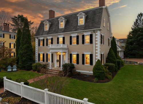 287 High St, Newburyport, MA, 01950-3735 | Card Image