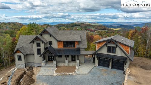 617 Eagle Creek Trl, Banner Elk, NC, 28604-5948 | Card Image