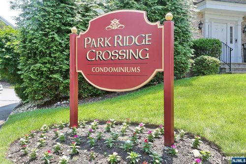 113 S Maple Ave, Park Ridge, NJ, 07656-2178 | Card Image