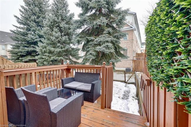 116 - 1050 Bristol Rd W, Townhouse with 3 bedrooms, 3 bathrooms and 2 parking in Mississauga ON | Image 11