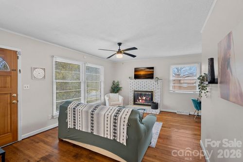 1301 Lane Rd, Mount Holly, NC, 28120-9031 | Card Image