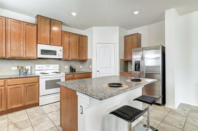 Form and Function in this lovely kitchen | Image 19