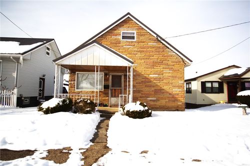 1507 3rd St, Natrona Heights, PA, 15065-1238 | Card Image