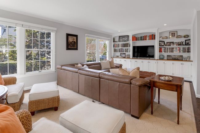 31 Lakeview Ave, Condo with 4 bedrooms, 4 bathrooms and null parking in New Canaan CT | Image 17