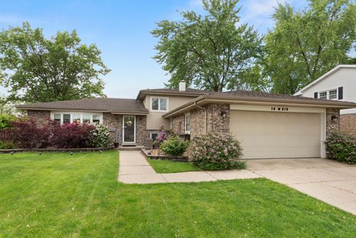 18W315 Holly Ave, Darien, IL, 60561-3649 | Card Image
