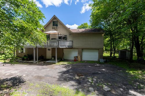 230 Ash Dr, Long Pond, PA, 18334-7704 | Card Image