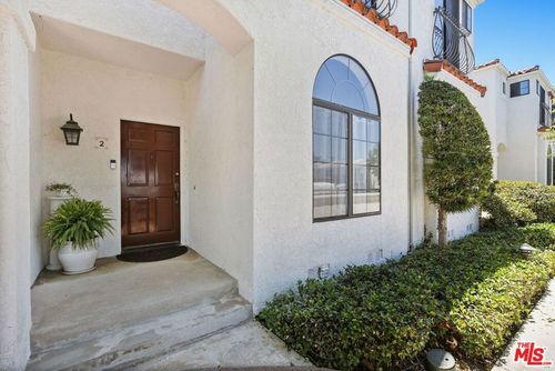 2-516 W 219th St, Carson, CA, 90745-2880 | Card Image