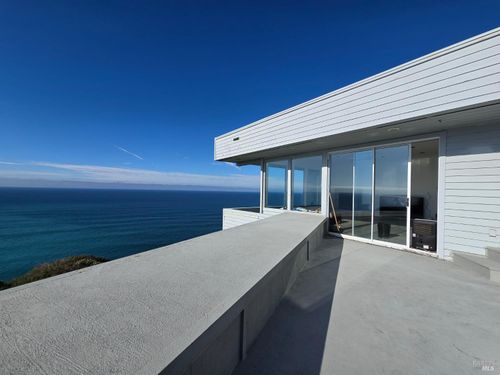 14800 Navarro Way, Manchester, CA, 95459-8990 | Card Image