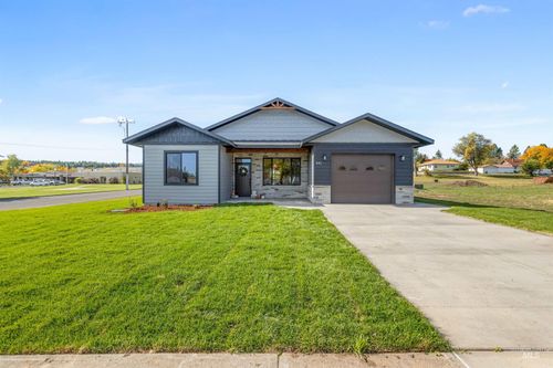 801 Lewiston St, CottonWood, ID, 83522-5056 | Card Image