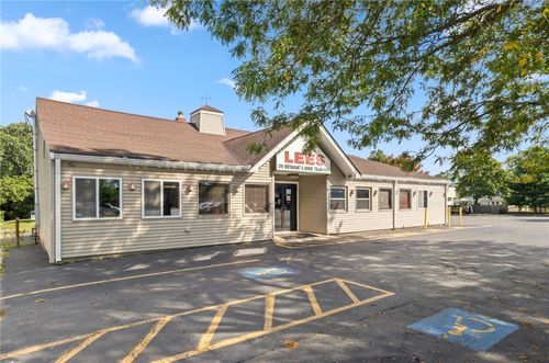 376 Bullocks Point Ave, Riverside, RI, 02915-4453 | Card Image