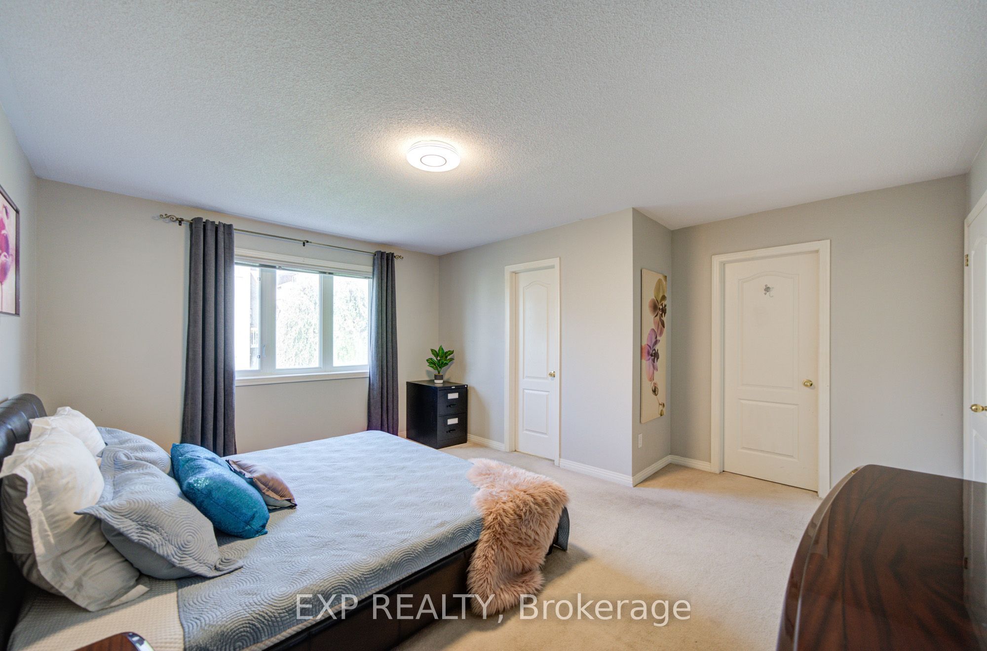 Residential in Newmarket 5