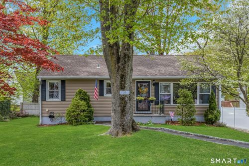 29 Chatham Dr, Norwalk, CT, 06854-2502 | Card Image