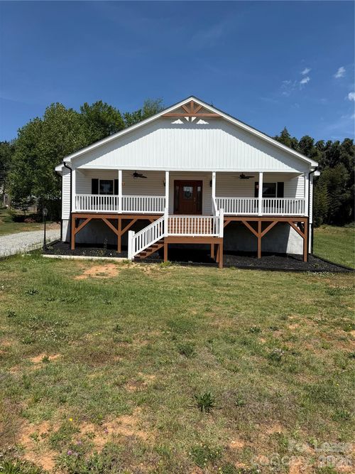 7 Miss Julia Way, Granite Falls, NC, 28630-1871 | Card Image