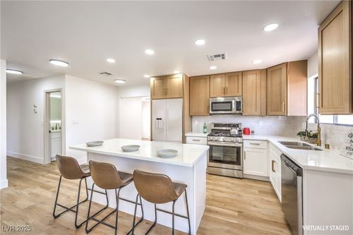249 Kirk Ave, Henderson, NV, 89015-5252 | Card Image