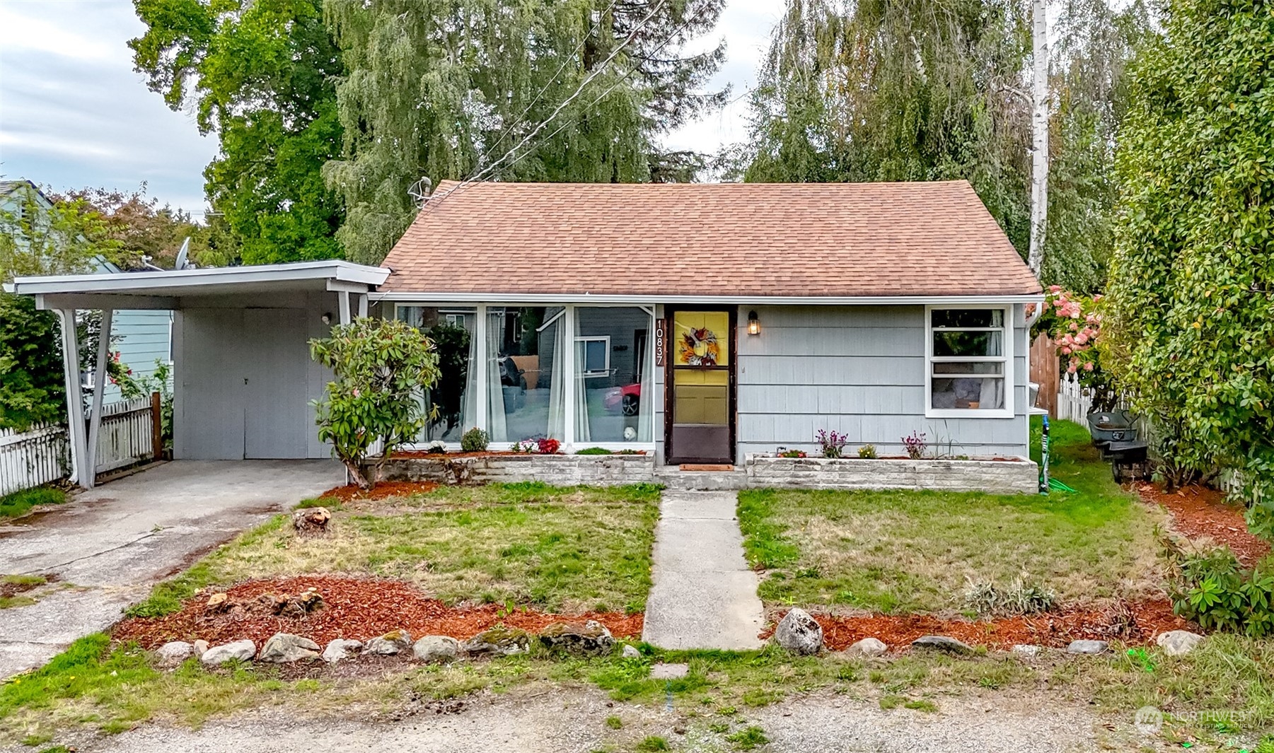 3rd Ave, Seattle, WA 98168