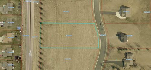 915 Amelia Ct Ne, Montgomery, MN, 56069-2126 | Card Image