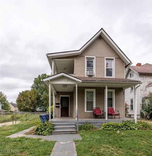 3900 W 33rd St, Cleveland, OH, 44109-2761 | Card Image