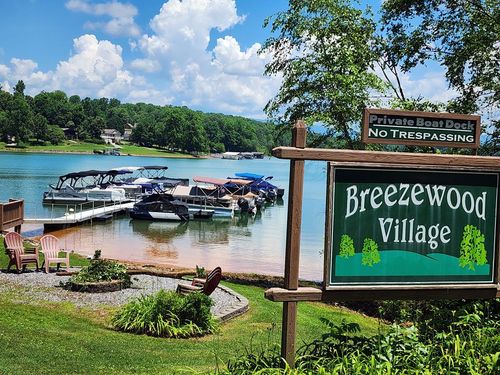 14 B Breezewood Village, Young Harris, GA, 30582 | Card Image