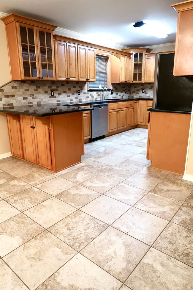 5263 Old Highway 87, House other with 3 bedrooms, 2 bathrooms and null parking in Orange TX | Image 10