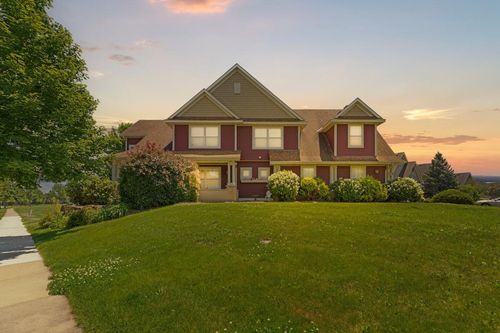 1706 Cannon Valley Dr, Northfield, MN, 55057-3363 | Card Image