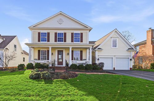 5143 Heath Gate Dr, New Albany, OH, 43054-9452 | Card Image