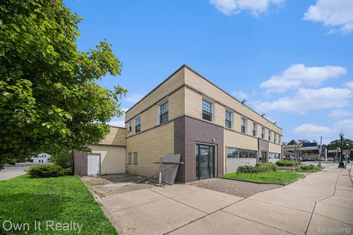 35540 W Michigan Ave, Wayne, MI, 48184-1626 | Card Image