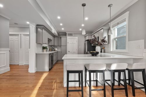 2-52 Lithgow St, Boston, MA, 02124-2220 | Card Image