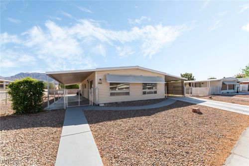 360 Sir Richard East Dr, Las Vegas, NV, 89110-0105 | Card Image