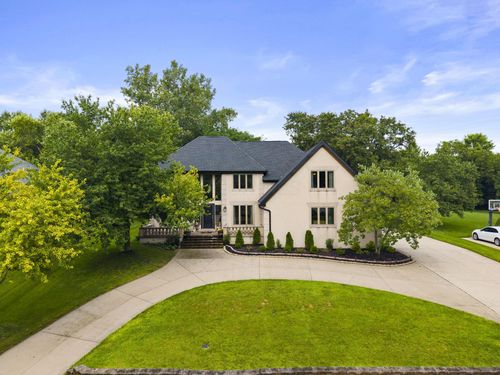 3523 Foxcroft Dr, Lewis Center, OH, 43035-9341 | Card Image