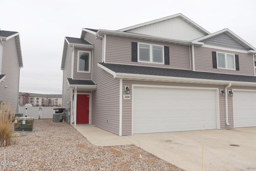 2608 Douglas Place Se, Mandan, ND, 58554 | Card Image