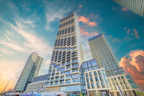 {{alt}} | Card Image