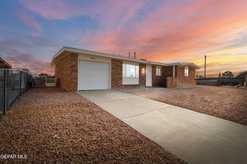 10445 Omega Cir, El Paso, TX, 79924-2412 | Card Image