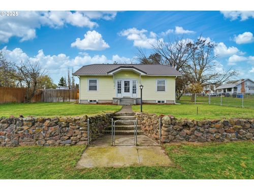 170 Morrison St, Adams, OR, 97810-2019 | Card Image