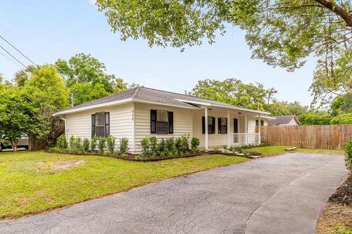 920 Se 2nd St, OCALA, FL, 34471-2324 | Card Image
