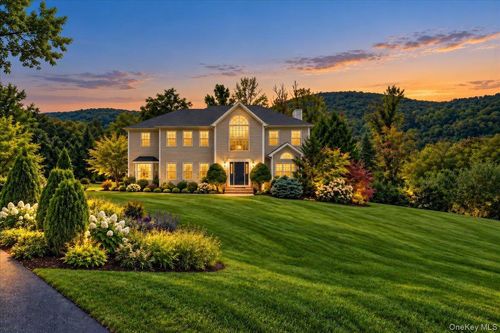 3 Miller Rd, Putnam Valley, NY, 10579-2816 | Card Image