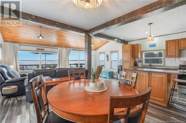 466 Cumberland Point Rd, Home with 4 bedrooms, 2 bathrooms and null parking in Cumberland Bay NB | Image 6