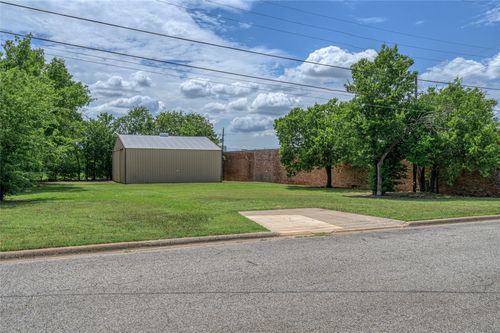 1514 E Mildred St, Sherman, TX, 75090-2628 | Card Image