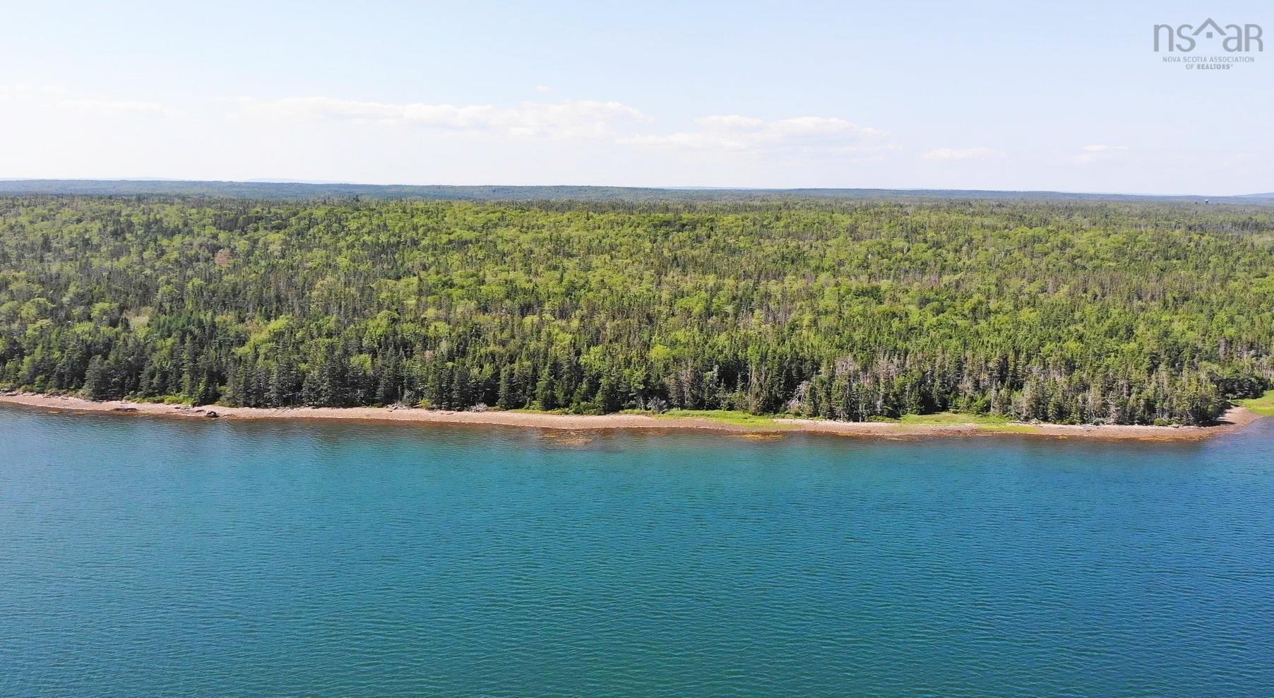 Land in Lennox Passage 5