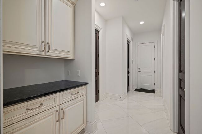 5820 Lakeview Ave, House other with 4 bedrooms, 8 bathrooms and null parking in Orchard Lake MI | Image 33