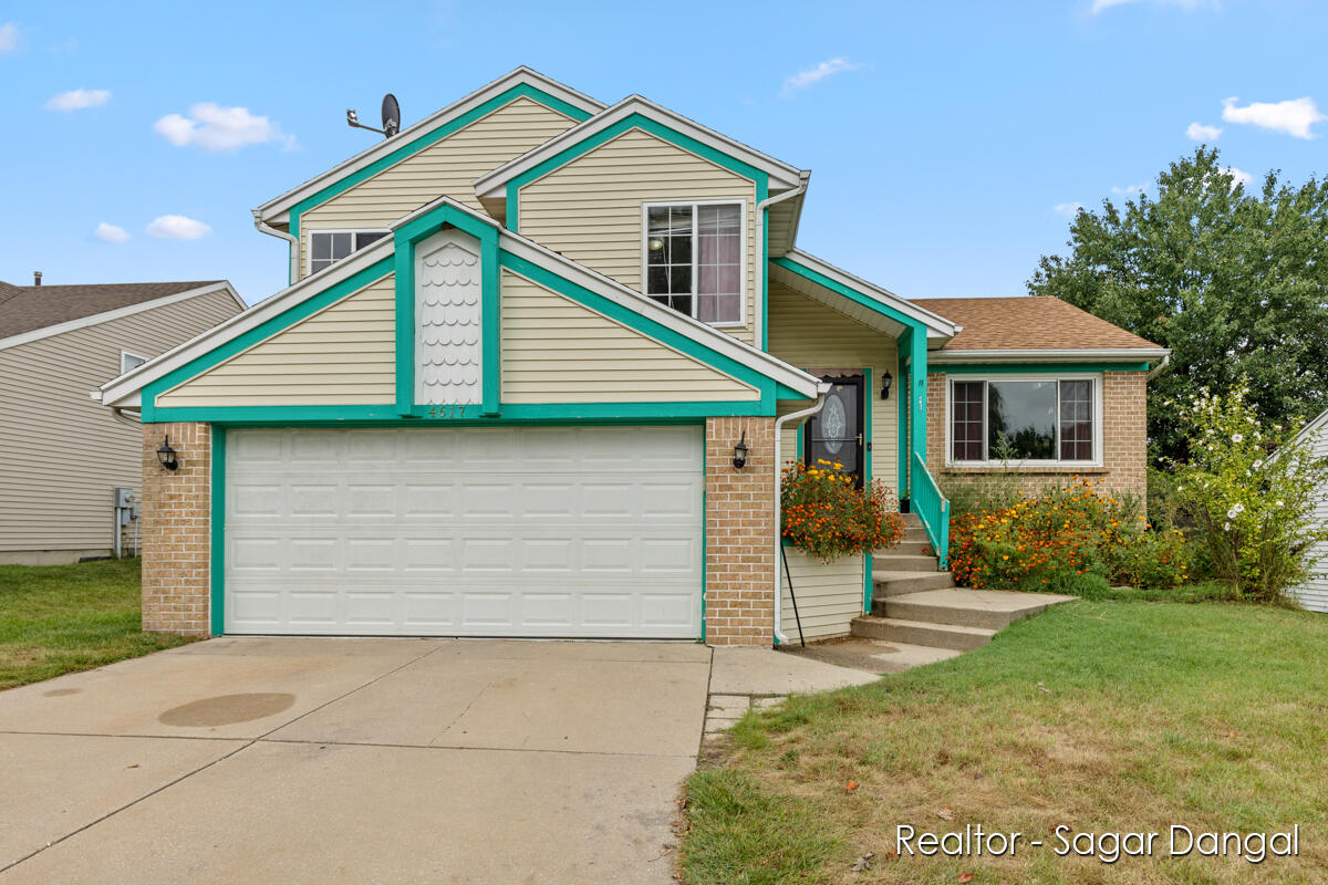 Brookmeadow Dr, Grand Rapids, MI 49512