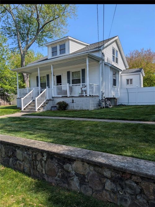136 Collins St, Attleboro, MA, 02703-8036 | Card Image