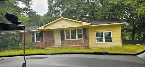 2763 Blossom Rd, Hope Mills, NC, 28348-7949 | Card Image