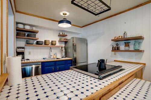 411-3020 Village Dr, Steamboat Springs, CO, 80487-2159 | Card Image