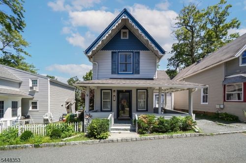 33 Asbury Pl, Mount Tabor, NJ, 07878-9225 | Card Image